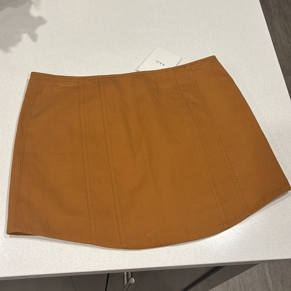 NWT ALC Pia Mini Skirt Bronze Size 2 - Picture 6 of 6